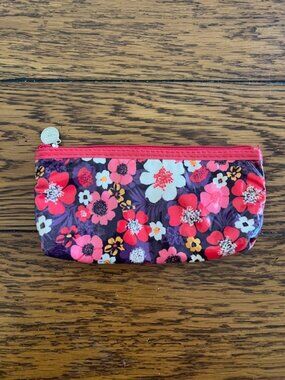 Purple Floral Cosmetic Pouch with Top Zipper - Fits all daily makeup! Cute